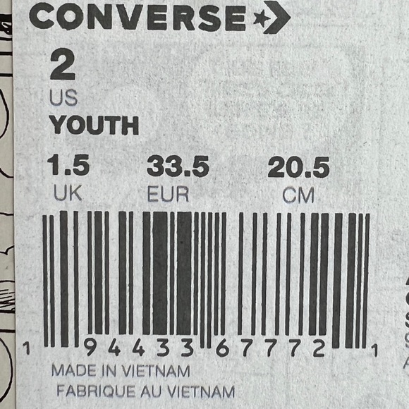 NWT Converse x Peanuts Chuck Taylor All Star 2V Lo Shoes - Picture 10 of 11